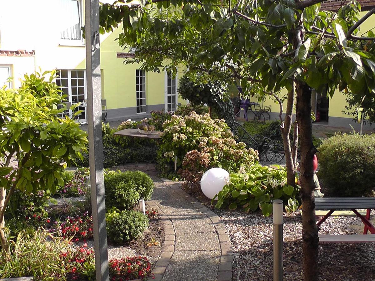Pension Elisabeth Am Elberadweg Prodel Exterior photo